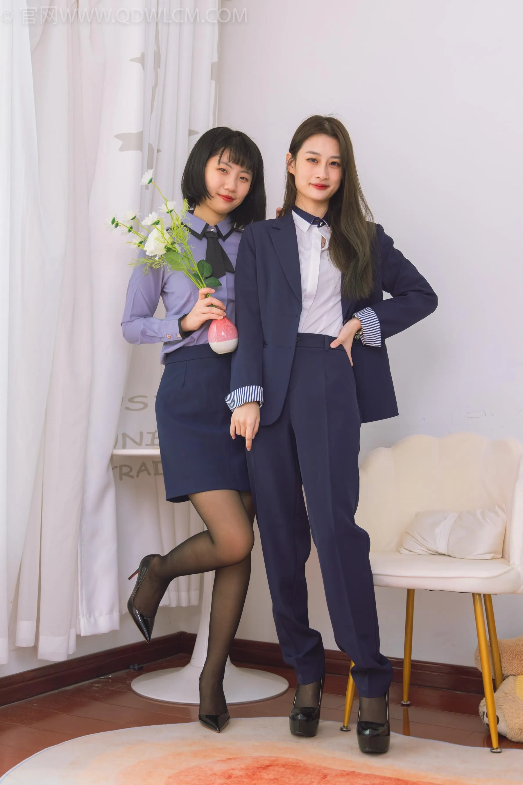 物恋传媒 NO.1498 暗月卿卿-办公室闺蜜 [151P]插图